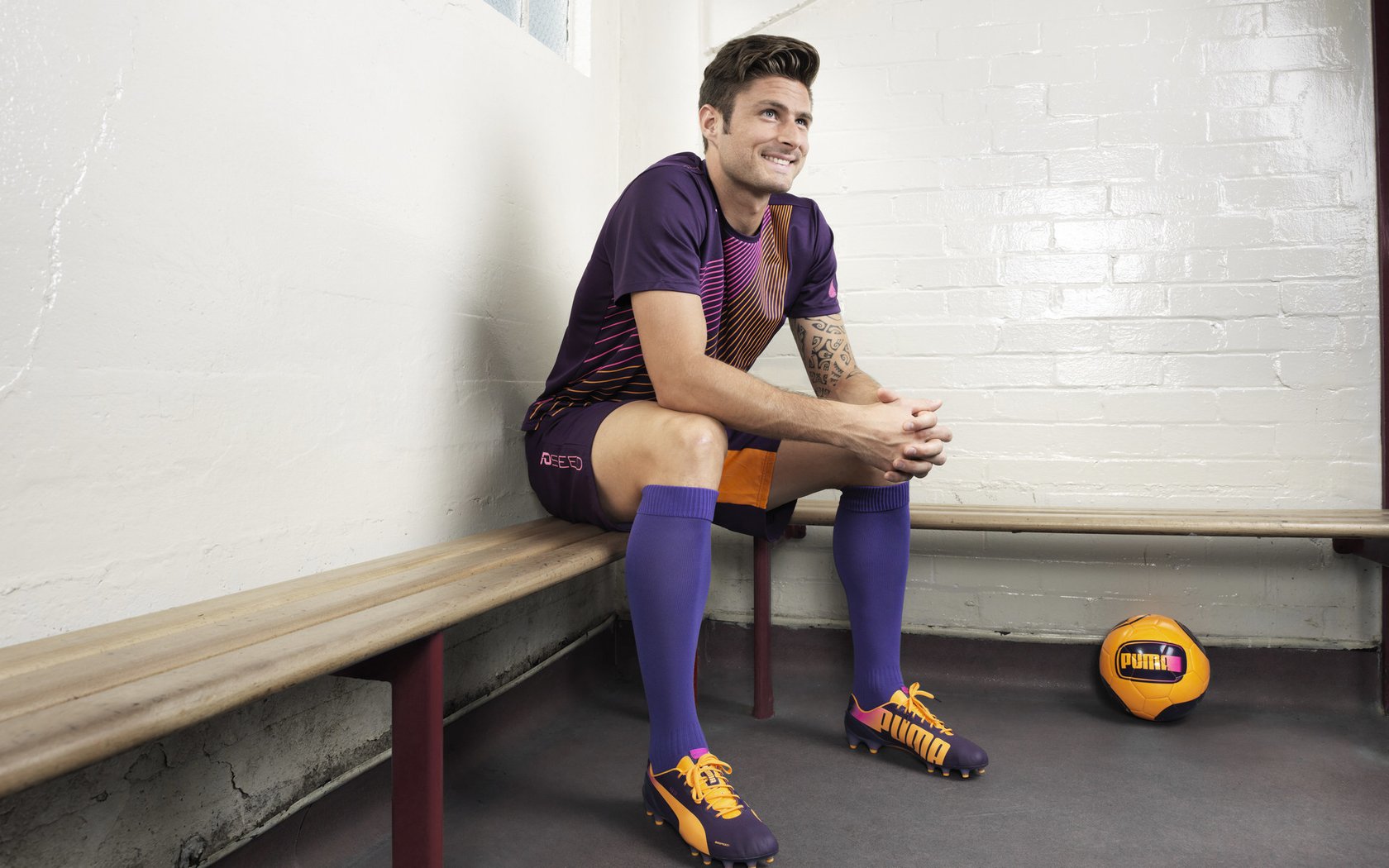 《堡垒之夜》未来都市官方赛季,创意与激战同在!